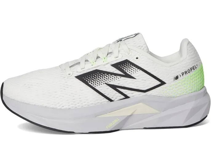Повседневные тренировочные кроссовки New Balance FuelCell Propel v5 с TPU пластиной