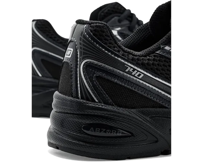Кроссовки New Balance 740 на шнурках для детей