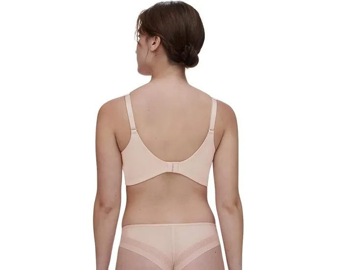 Бюстгальтер без косточек Easy Bliss для футболок из мягкой ткани Chantelle