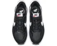 Кроссовки Nike Waffle Debut с вафельной подошвой и замшевыми вставками