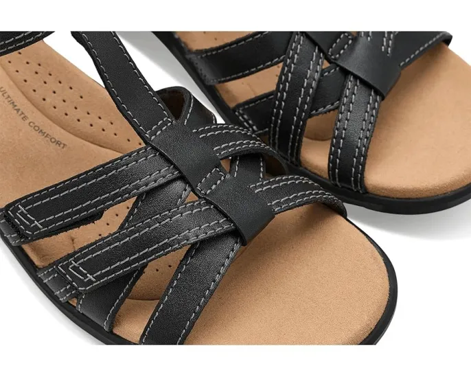Сандалии Emily 2 Rose Clarks на квадратном каблуке с ремешками и стелькой Ultimate Comfort