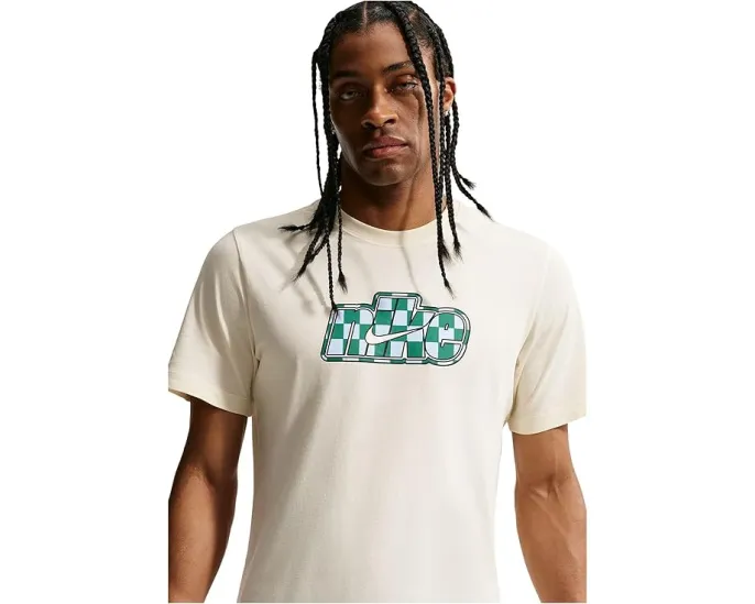 Футболка Nike Sportswear