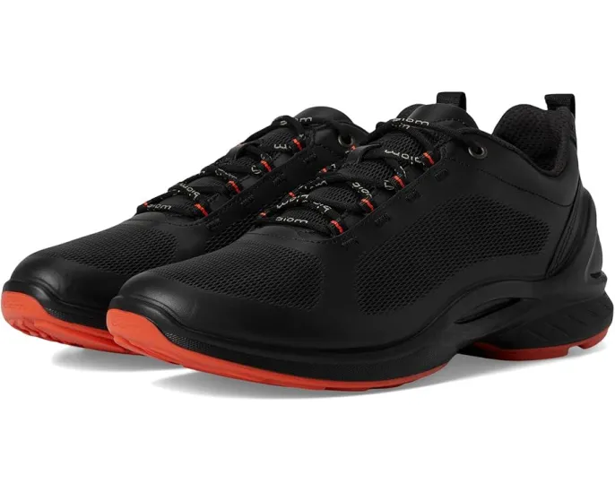 Кроссовки ECCO BIOM FJUEL Zephyr с технологией NATURAL MOTION® из натуральной кожи