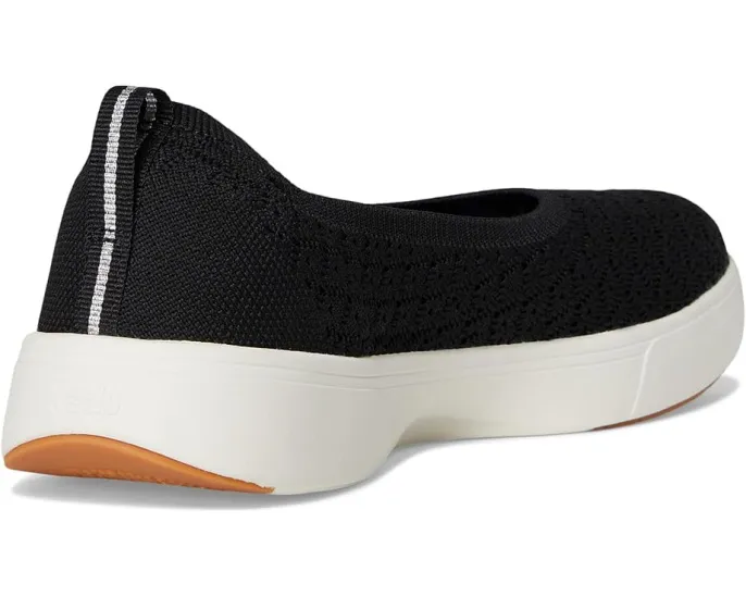 Keds BlissWalk Skimmer слипоны с технологией BlissFoam и петлей на пятке