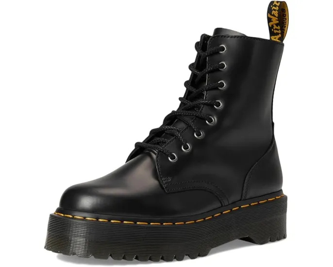 Ботинки Dr. Martens Jadon Smooth Leather на платформе с восемью люверсами