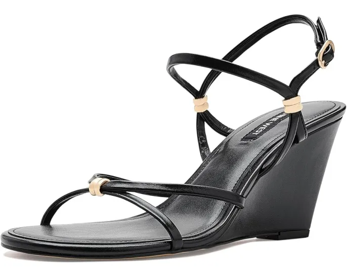 Босоножки Nine West Devva на танкетке с регулируемым ремешком на щиколотке