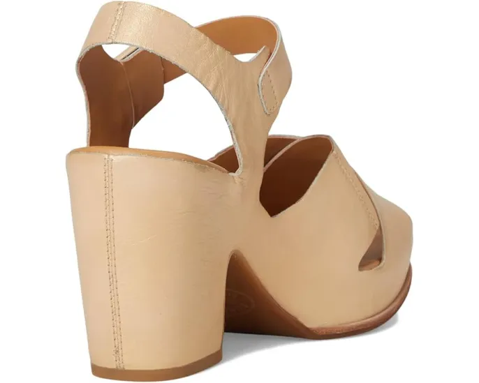 Босоножки Kork-Ease San Isabel на платформе с ремешком на щиколотке