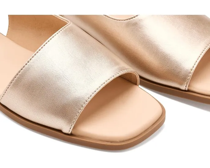 Сандалии Journee Collection Brinsley с плоской подошвой и квадратным носком