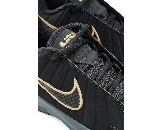 Кроссовки Nike Lebron Witness IX для детей больших размеров