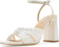 Сандалии Badgley Mischka Wila с отделкой стразами и квадратным носком