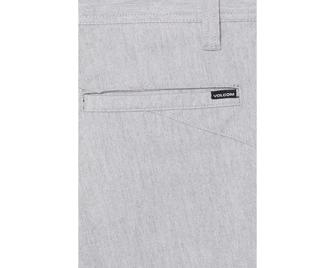 Шорты Volcom Frickin Modern Stretch 21 дюймов (53 см) из переработанного полиэстера
