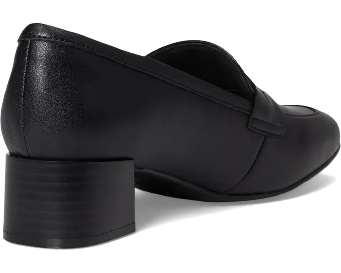 Туфли Clarks Iridessa Sky с квадратным носком и удобной стелькой Ultimate Comfort