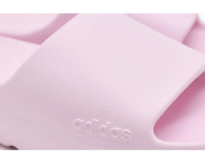 Сланцы Adidas Adilette Lumia с липучкой и резиновой подошвой