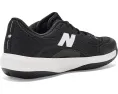 Кроссовки New Balance 696v7 теннисные для корта