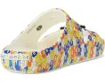 Сланцы Crocs в коллаборации с Marimekko и цветочным принтом Unikko