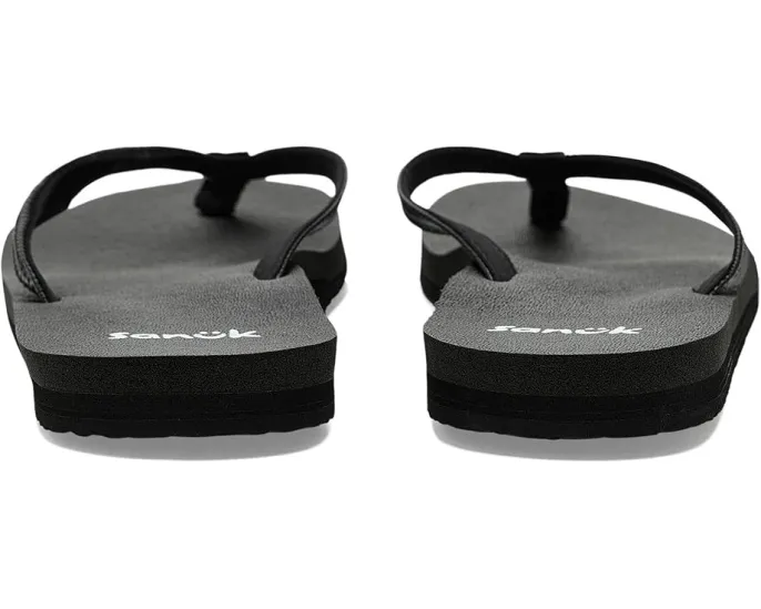 Сланцы Sanuk Yoga Joy II с ремешком-танго и стелькой из коврика для йоги