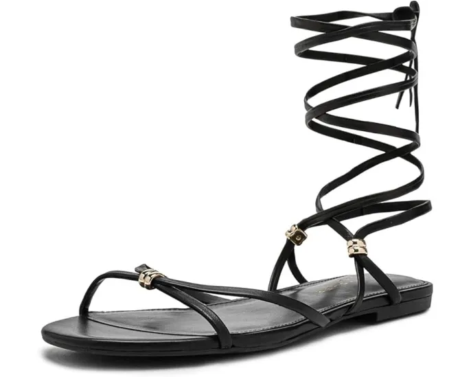 Сандалии Este Casual Sandals с переплетенными ремешками от Marc Fisher LTD