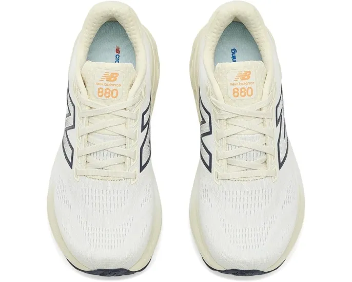 Беговые кроссовки New Balance Fresh Foam X 880 v15 с увеличенной высотой подошвы