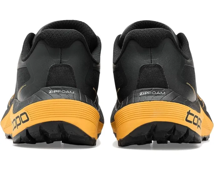 Трейловые кроссовки Topo Athletic MTN Racer 4 с высоким профилем амортизации и подошвой Vibram Megagrip