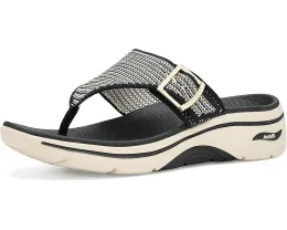 Сандалии SKECHERS GO Walk Arch Fit 2.0 Resort Day с блестками и клиньем