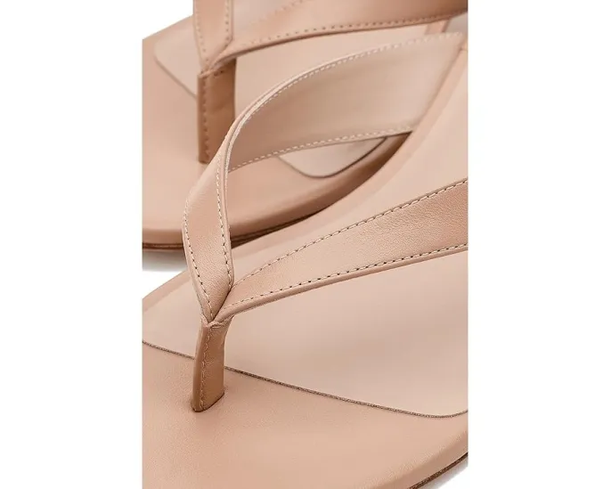 Сандалии Stuart Weitzman Rio Sleek Sandals 35 на изящном каблуке с миндалевидным мысом