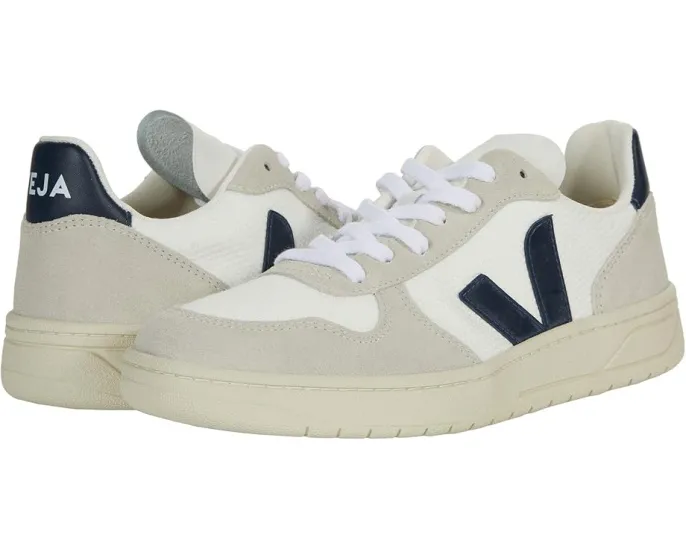 Кроссовки VEJA V-10 из экоматериалов с перфорацией