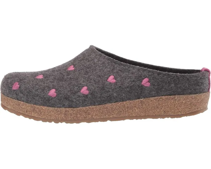 Тапочки-клоги Haflinger Cuoricini с пробковой стелькой и сердечками