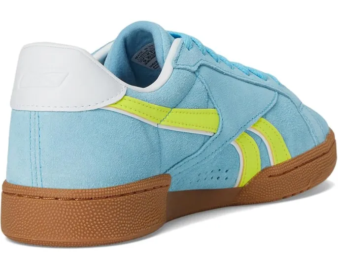 Кроссовки Reebok Club C Grounds UK с замшевым верхом и каучуковой подошвой