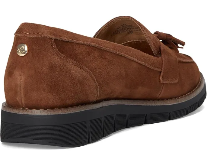 Лоферы Vienne с миндалевидным носком и кисточками от Easy Spirit