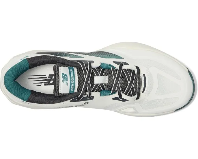 Теннисные кроссовки New Balance 796v4 с промежуточной подошвой FuelCell и защитой от истирания