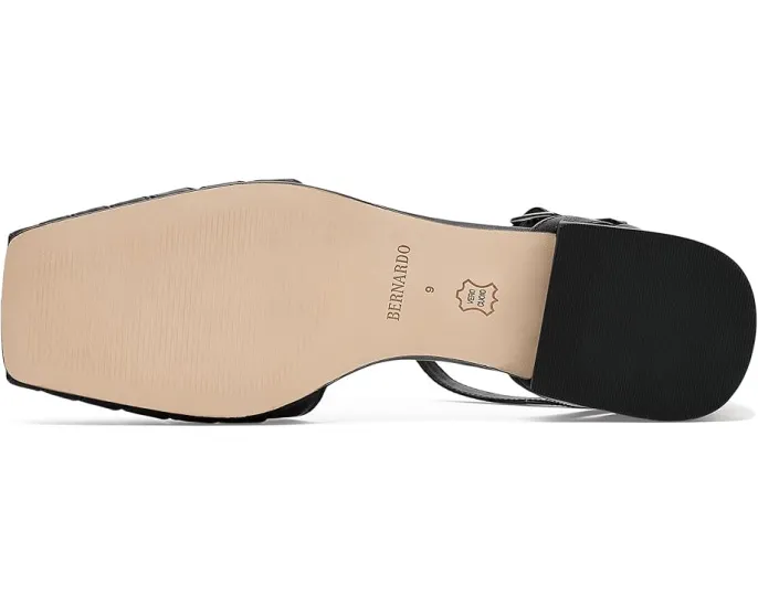 Сандалии Bernardo Brighton с Т-образным ремешком на квадратном каблуке