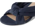 Босоножки Soplaya Slide 50 Stuart Weitzman на низком каблуке