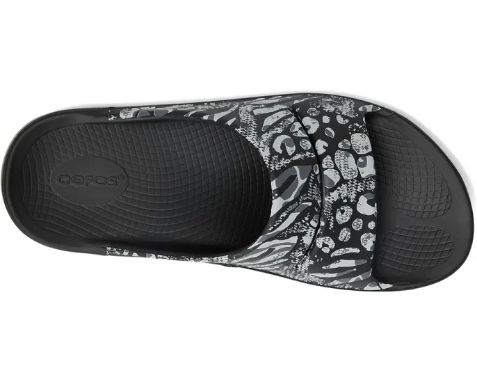 Сланцы OOFOS Ooahh Limited с печатным верхом из пены и технологией восстановления