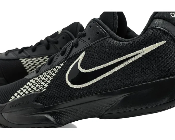 Баскетбольные кроссовки Nike G.T. Cut Academy с цепким протектором