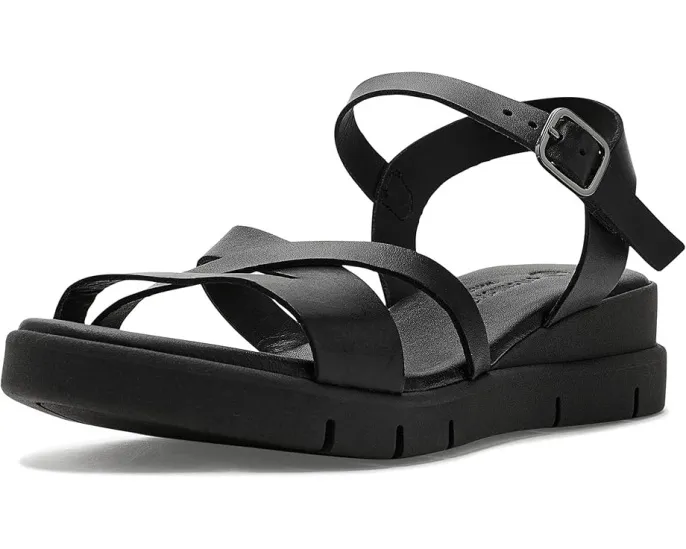 Босоножки Eric Michael Nicola на танкетке с регулируемым ремешком