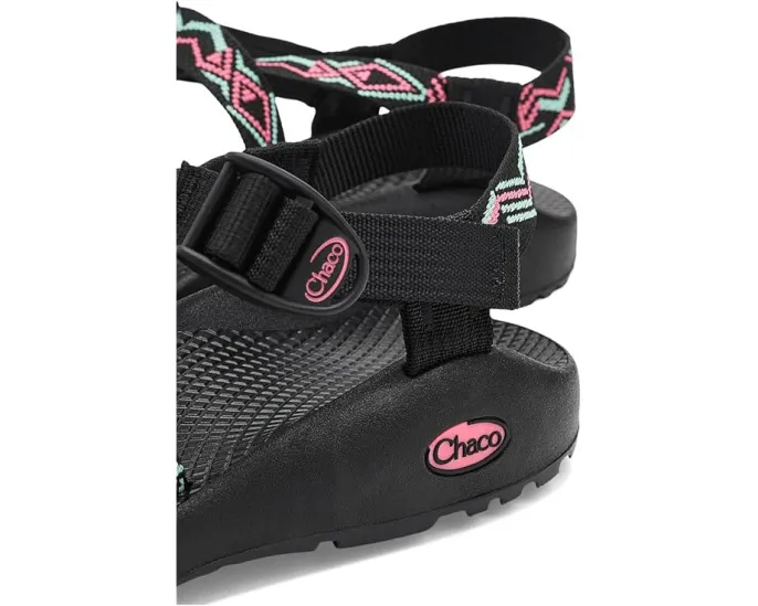 Сандалии Chaco Classic с поддержкой стопы LUVSEAT