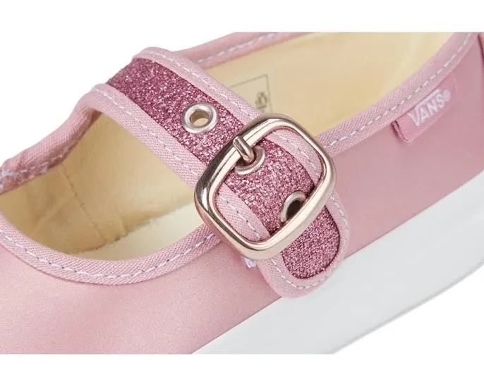 Детские туфли Mary Jane от Vans с классическим силуэтом и холщовым верхом