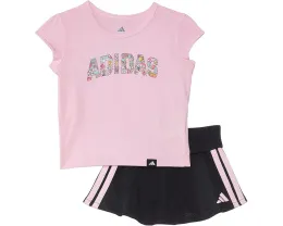 Комплект adidas Kids из плиссированной футболки и юбки-шорт с оборкой для малышей