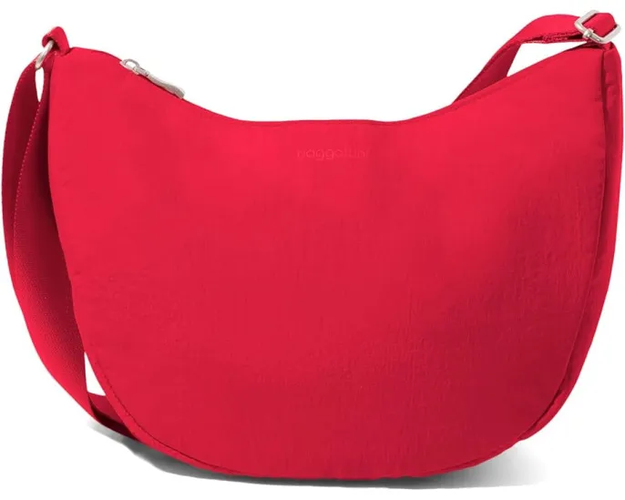 Сумка кроссбоди Swift Crescent Crossbody от Baggallini с полумесяцем