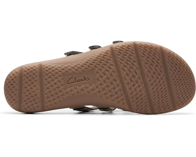 Сандалии Clarks Elizabelle Mae с кожаным верхом и цветочным декором