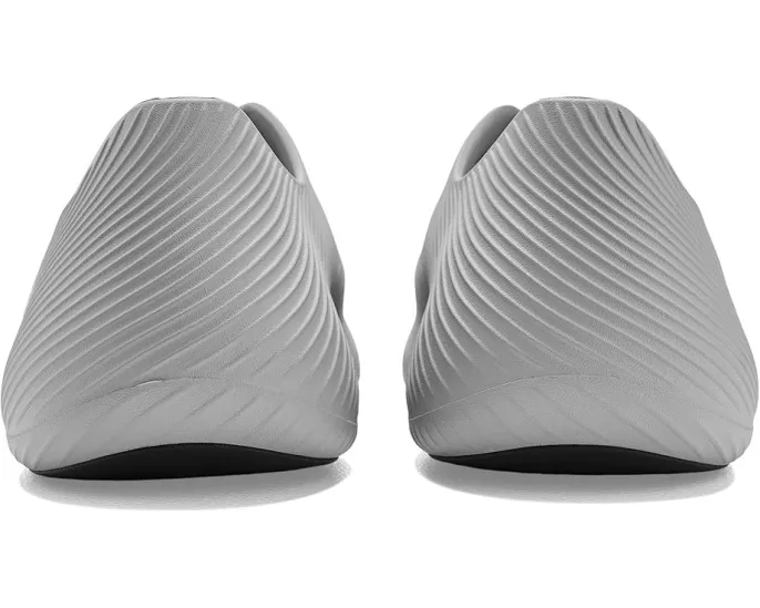 Кроссовки Adidas Purechill с синтетическим верхом и резиновой подошвой
