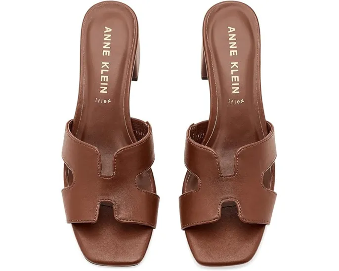 Босоножки Delphine от Anne Klein на каблуке