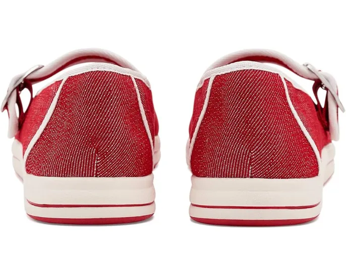 Балетки Breeze Janey от Clarks с регулируемой пряжкой и стелькой Cloudsteppers