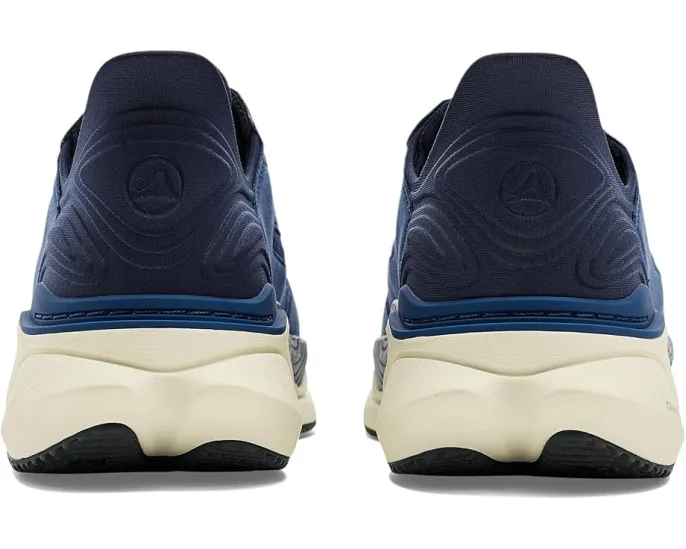Кроссовки для ходьбы Clarks Pace с технологией Infinity Energy Capsules и C360 foam