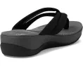 Сланцы Clarks Arla Kaylie с технологией Cloudsteppers и стелькой OrthoLite