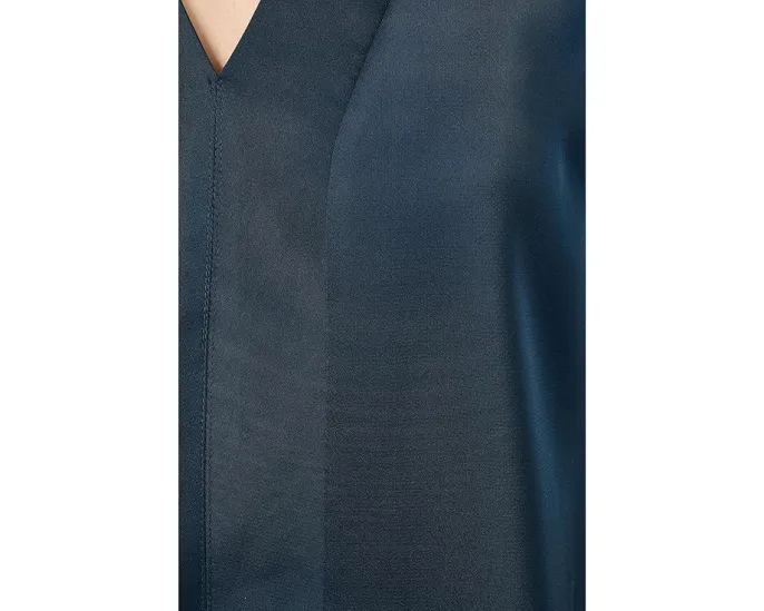 Топ Liverpool Los Angeles без рукавов с V-образным вырезом из комбинированного трикотажа