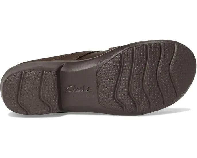 Слипоны Clarks Angie Braley из премиальной кожи с амортизирующей подошвой EVA