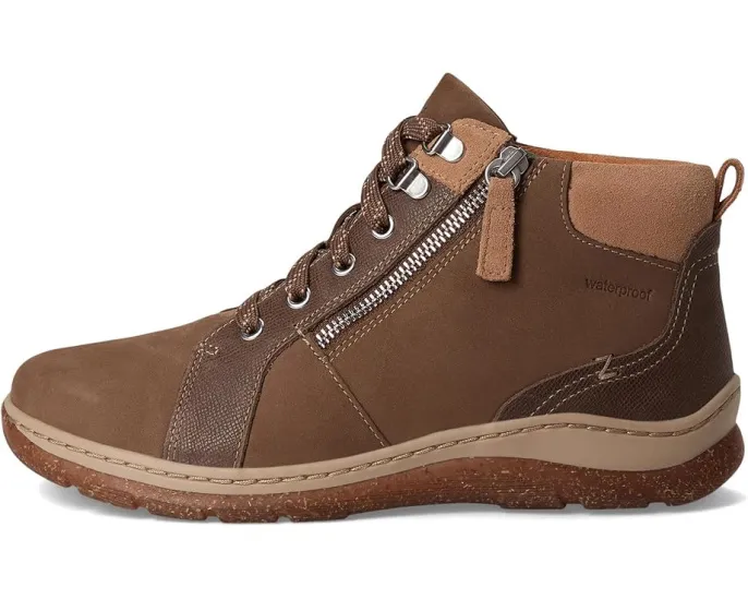 Clarks Orlene Top Waterproof с водонепроницаемым верхом из нубука и подошвой из рисовой шелухи