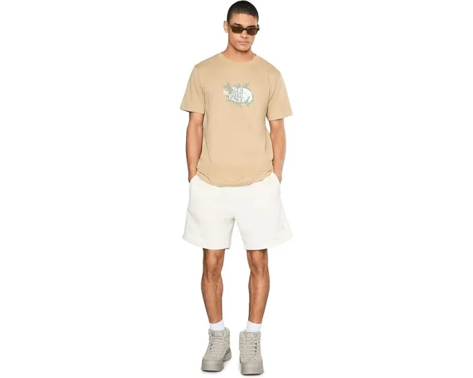 Футболка The North Face с круглым вырезом и экологичным дизайном