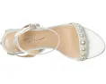 Босоножки Tina на платформе от Blue by Betsey Johnson с жемчужным декором